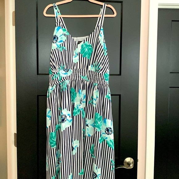 Lane Bryant Sleeveless Tropical Floral & Striped Maxi Dress. Size 16 - Picture 1 of 11